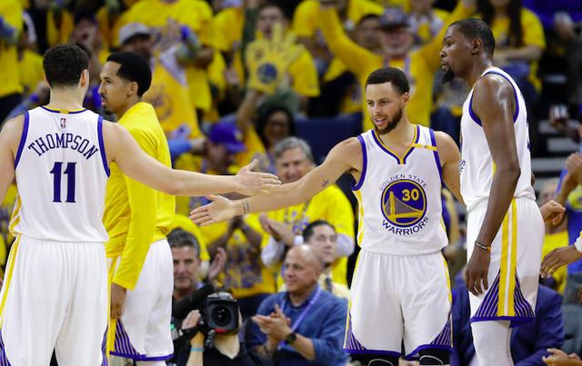  老鹰新秀连续两场得分破三十  