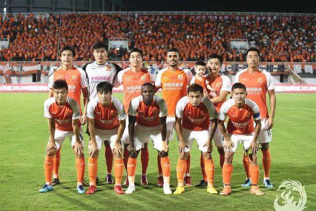  沃尔夫斯堡中场核心伤愈归队，指挥若定率队重返胜轨